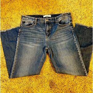 KanCan Blue Jeans Size 11/29 Fits waist up to 34 1/2”